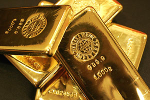 آیا قیمت طلا حبابی است؟ / عبور طلا از مرز ۱۹۲۰ و بازگشت به ۱۹۰۰ دلار در هر اونس