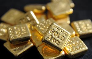 طلافروشان خیابان کریمخان طلا را گرمی 74 هزار تومان می‌فروشند