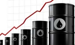 تحریم های جدید علیه ایران قیمت جهانی نفت را افزایش داد