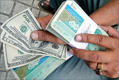 آرامش نسبی بازار ارز و سکه در ساعات آغازین معاملات پس از نشست بغداد