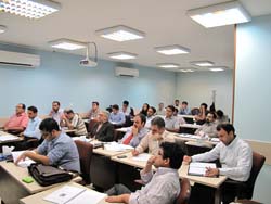 دومین دوره آموزشی بررسی و ارزیابی فرصت های سرمایه گذاری در ایران برگزار شد+گزارش تصویری