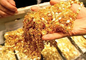 کاهش عیار طلا، بازار ایران را تقدیم خارجی ها می کند