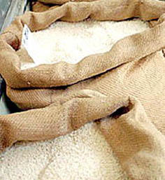توزیع 120 هزارتن برنج 2800 تومانی در کشور/ذخیره‌سازی ۹۰ درصد میوه شب عید