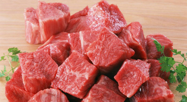 جلوگیری از صادرات دام مانع افزایش نرخ گوشت در ماه رمضان می‌شود