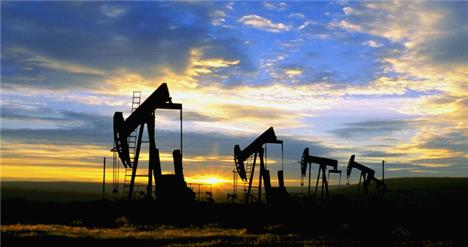 بررسی ارزان‌فروشی نفت ایران به‌طور ویژه در کمیسیون انرژی مجلس