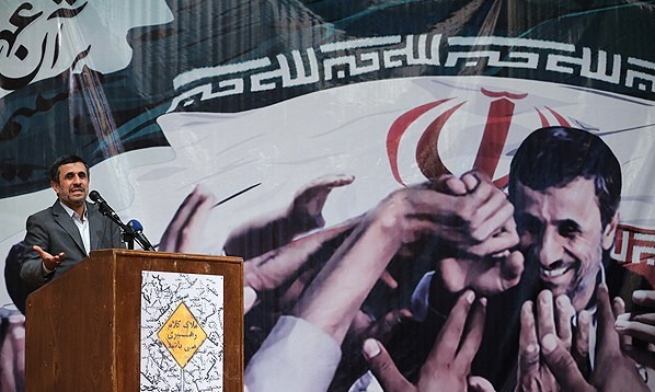 احمدی نژاد: دولت در هشت سال گذشته معادل ۲۷ سال کار کرده است