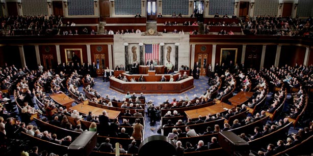 کنگره آمریکا ارسال لایحه تحریم‌های ایران به کاخ ‌‌سفید را به تعویق انداخت