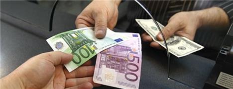 ضوابط جدید شورای پول و اعتبار برای صرافی‌ها، شفافیت بازار ارز را کاهش می‌دهد