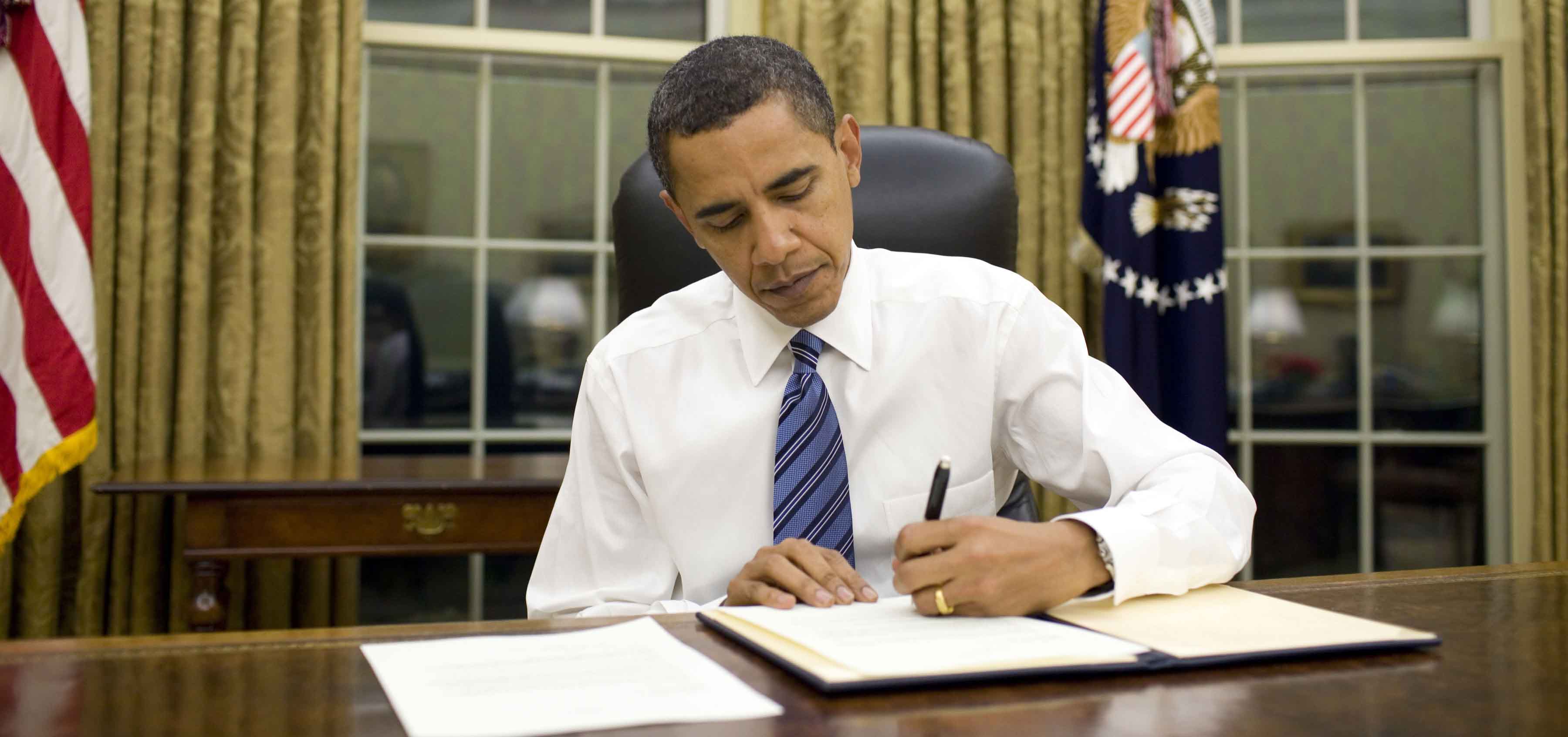 توانایی اوباما برای لغو تحریم‌های کنگره علیه ایران با چرخش یک قلم