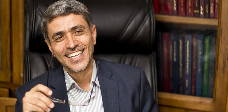 مهرداد بذرپاش: وزیر اقتصاد «خزانه خالی» را تکذیب کرد