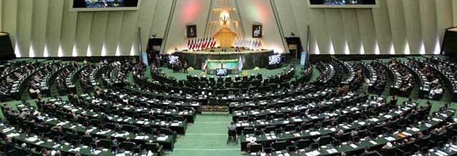 امتناع هیات رئیسه مجلس از دریافت استعفا نامه نمایندگان خوزستان