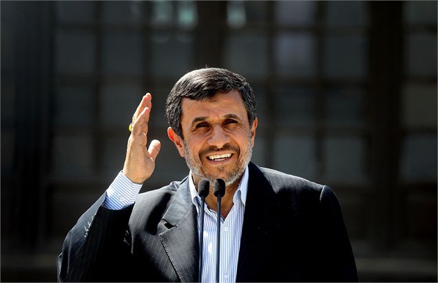 26 خودروی ریاست جمهوری هنوز در اختیار احمدی‌نژاد است و پس نمی‌دهد!