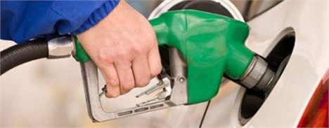 مصرف بنزین پس از رمضان به اوج خود می‌رسد/ کاهش ذخایر بنزین 400 تومانی