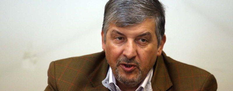 احمدی‌نژاد حق اظهارنظر در مورد مذاکرات را ندارد