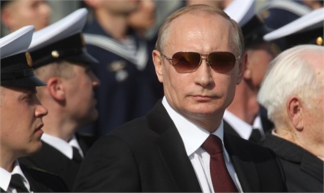 پوتین: دلار از مبادلات تجاری روسیه با شرکای جدید حذف می‌شود
