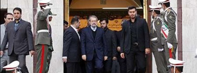دیپلماسی پارلمانی ایران در ژنو / لاریجانی امروز به سوئیس می رود