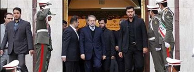 دیپلماسی پارلمانی ایران در ژنو / لاریجانی امروز به سوئیس می رود