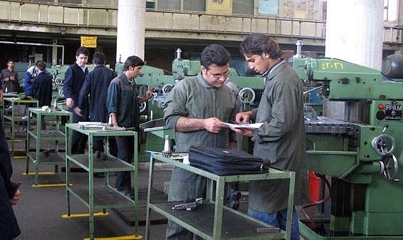 5 ضلعی گریز از تولید در ایران