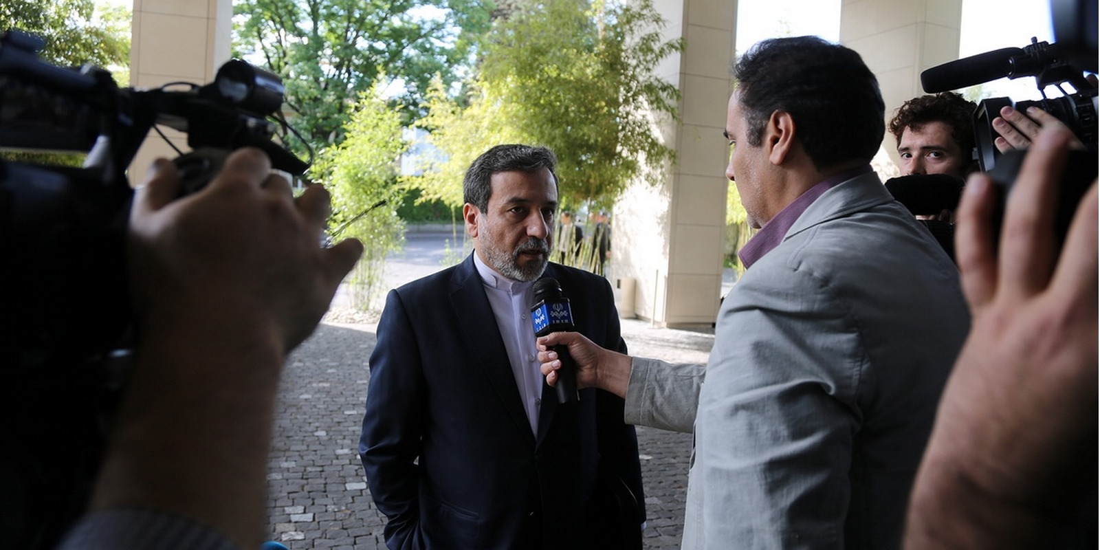 عراقچی و روانچی به منظور برخی مشورت‌ها به تهران بازگشتند