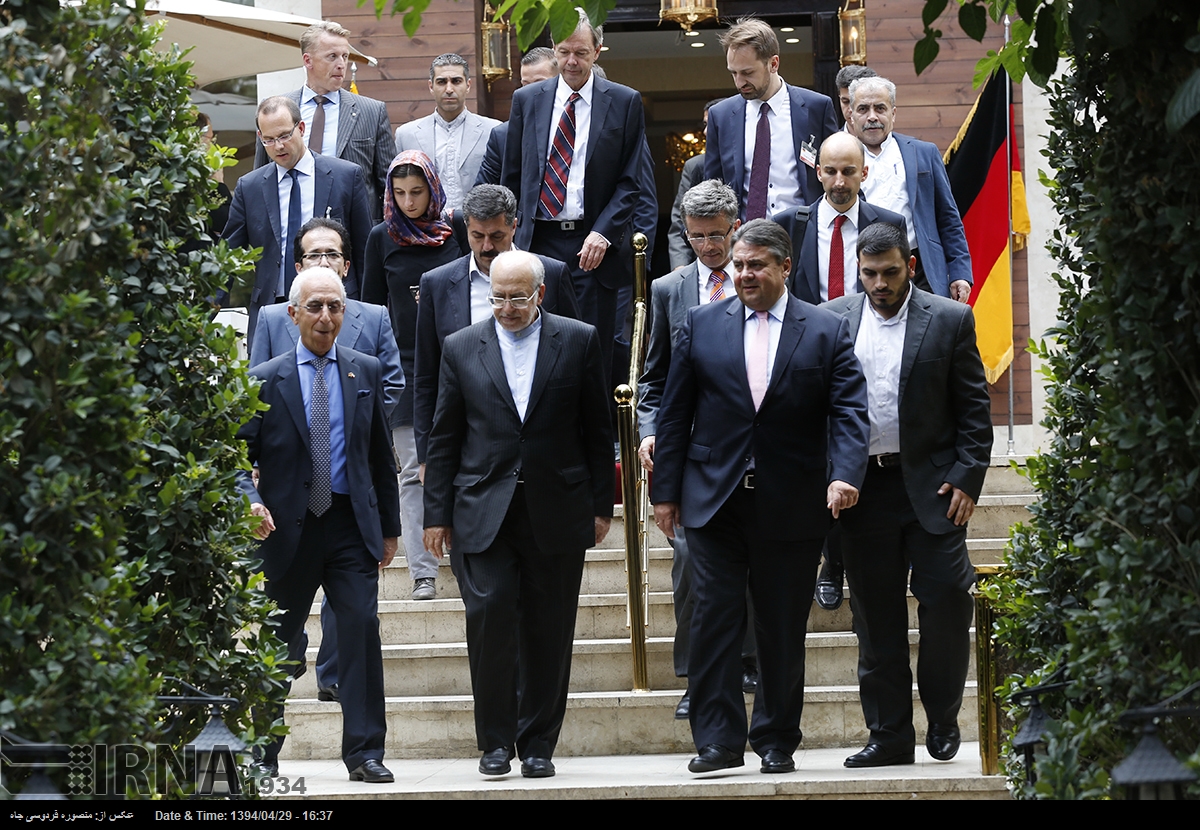 عکس:‌ دیدارهای قائم مقام صدراعظم و وزیر اقتصاد انرژی آلمان و تیم همراه در ایران