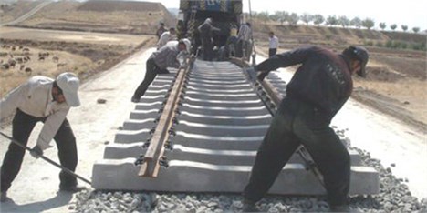 خارجی‌ها گره راه آهن ایران را باز می‌کنند