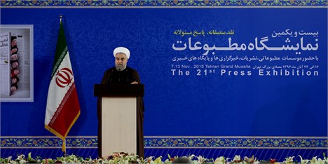 روحانی: توقیف باید آخرین کلمه برای یک رسانه باشد/ تخریب دولت با پول مردم پذیرفتنی نیست