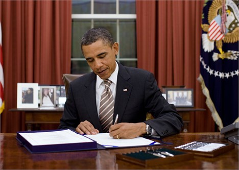 تصویب قانون محدودیت سفر به ایران در کنگره آمریکا / اوباما امضا کرد