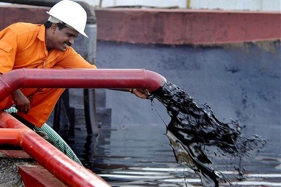 قیمت نفت اوپک، به ۲۷ دلار سقوط کرد