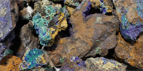 عرضه 55 هزار تن سنگ آهن دانه بندی معدن جلال آباد در بورس کالا