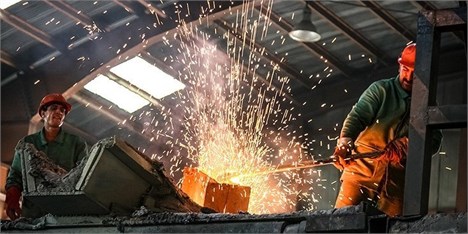 در دانیلی چهارشیفته فولاد تولید می‌کنیم