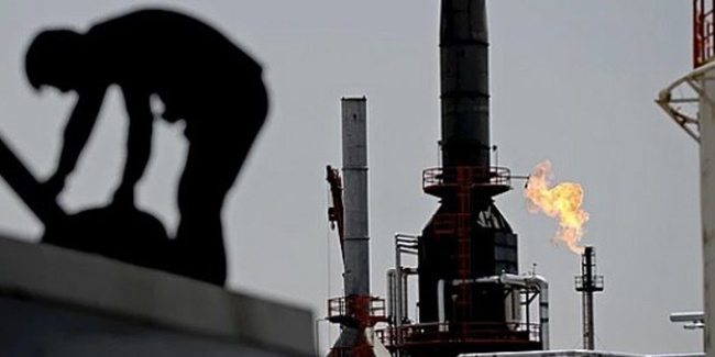 توافق نفتی روسیه و اوپک خللی به برنامه ایران وارد نمی‌کند