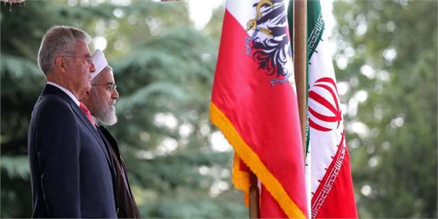 اعلام آمادگی اتریش برای برقراری روابط بانکی با ایران