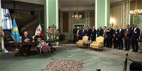 امضای 9 یادداشت تفاهم و موافقتنامه همکاری میان تهران و آستانه