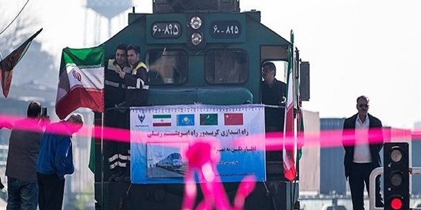 راه‌اندازی قطار ایوو – تهران برای توسعه تجارت ایران و چین