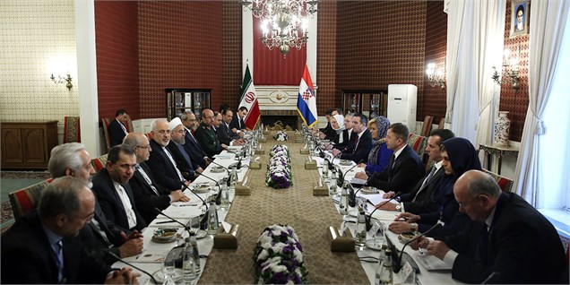 دکتر روحانی: ایران برای انتقال تجربیات و خدمات فنی و مهندسی به کرواسی آماده است