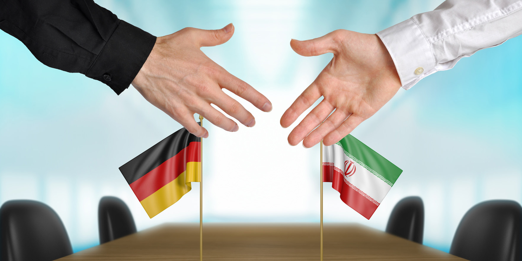 دویچه وله: از سرگیری پوشش بیمه‌ای آلمان برای همکاری با ایران / گامی مهم در احیای روابط دو کشور