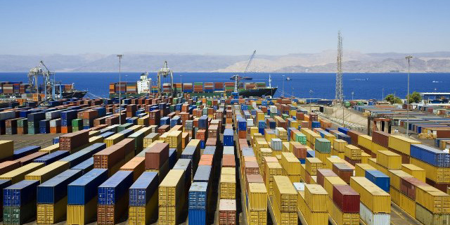 صادرات بیش از 10 میلیارد دلار کالا درفصل بهار/ تراز تجاری همچنان مثبت ماند