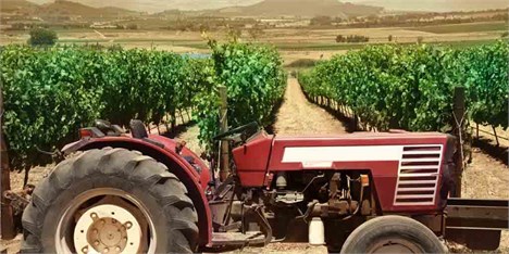یک شرکت تولید ماشین‌های کشاورزی آماده همکاری با ایران است