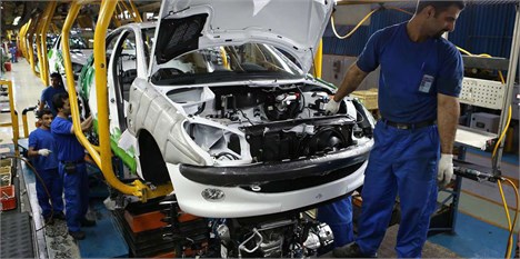 هر کارگر ایرانی چند خودرو در سال تولید می‌کند؟