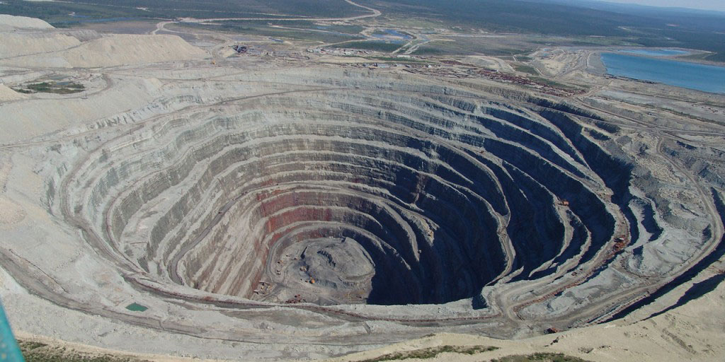 گهر زمین بزرگترین معدن سنگ آهن به زودی وارد بورس می‌شود