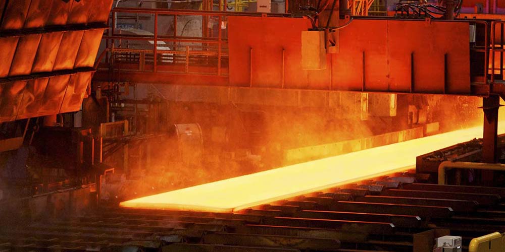 چین تولید فولاد را ۴۲ میلیون تن کاهش داد