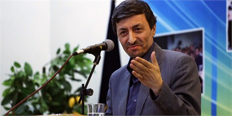 پرویز فتاح: همه فرصت‌ها برای احمدی‌نژاد از دست رفته است