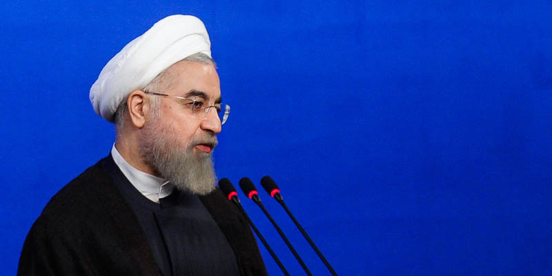روحانی: دولت نباید در توسعه فضای مجازی از جهان عقب بماند