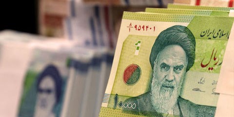 رویترز: بانک مرکزی ایران می‌تواند مانع کاهش ارزش ریال شود