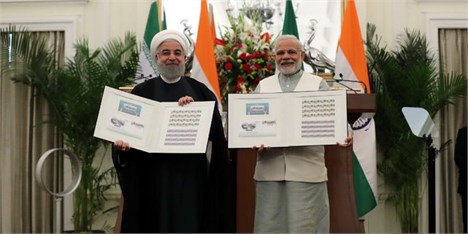 تهران و دهلی نو 15 سند همکاری امضا کردند