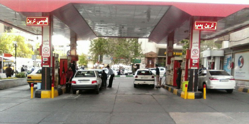 درخواست معاون وزیر در خصوص افزایش قیمت بنزین