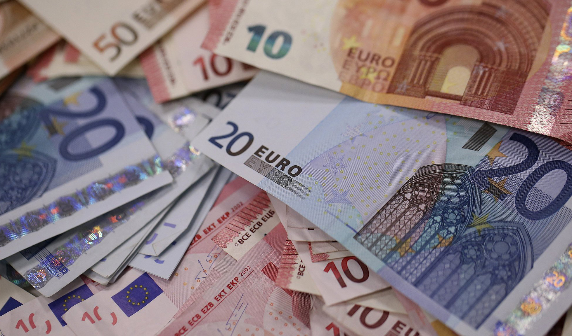 ارتباط بانکی ایران و اروپا با یورو بصورت مشروط