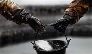 قیمت نفت در اثر کاهش تقاضا افت کرد