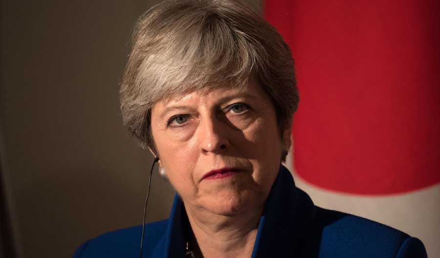 تهدید نخست‌وزیر انگلیس به خروج کامل از اتحادیه اروپا