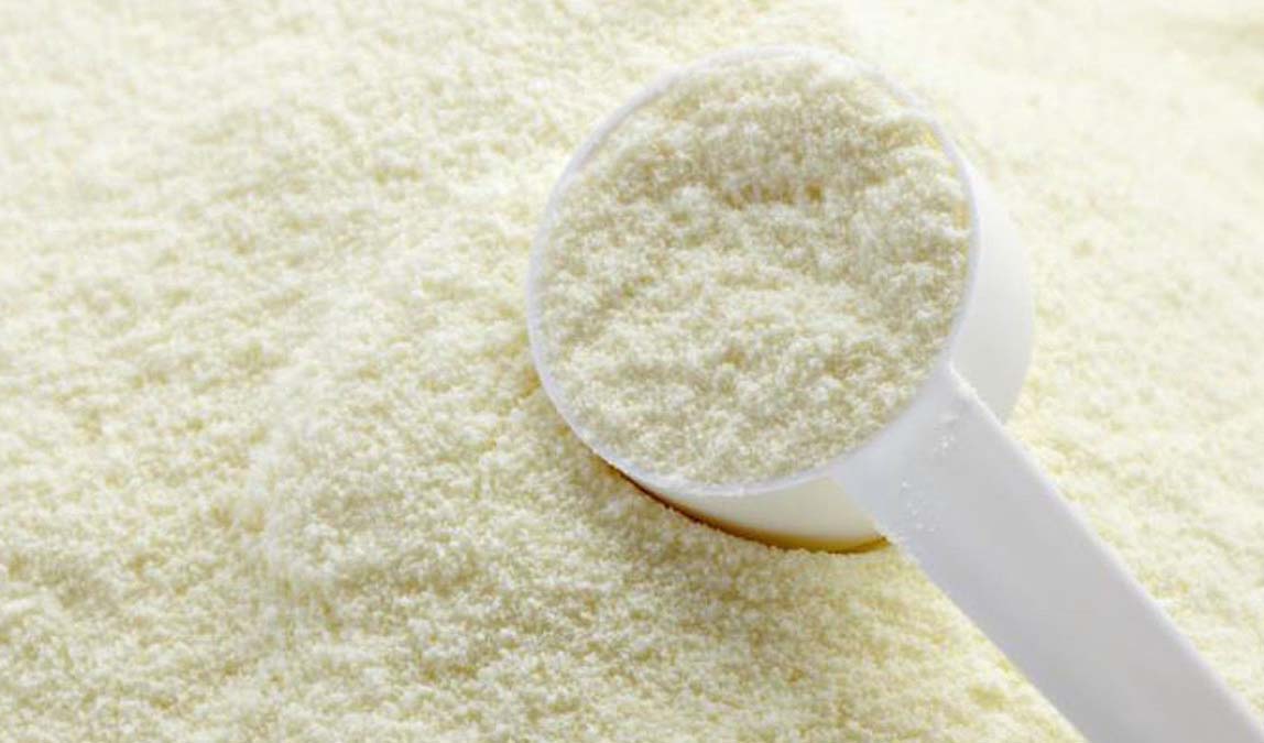 حجتی خواستار لغو ممنوعیت صادرات شیرخشک